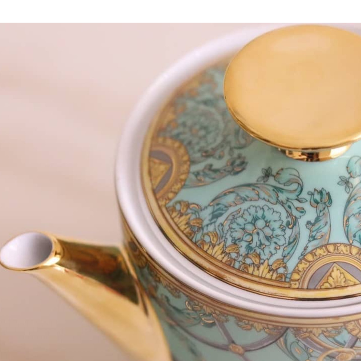 Versace meets Rosenthal La Scala del Palazzo Verde Teapot — view 3