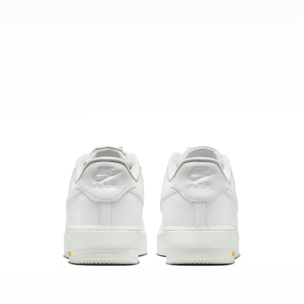 Nike Air Force 1 Gore Tex Vibram low top sneakers