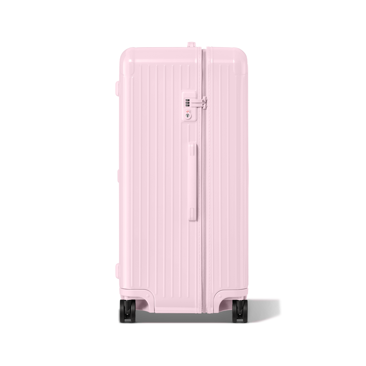 RIMOWA Essential suitcases in the Ballerina Pink