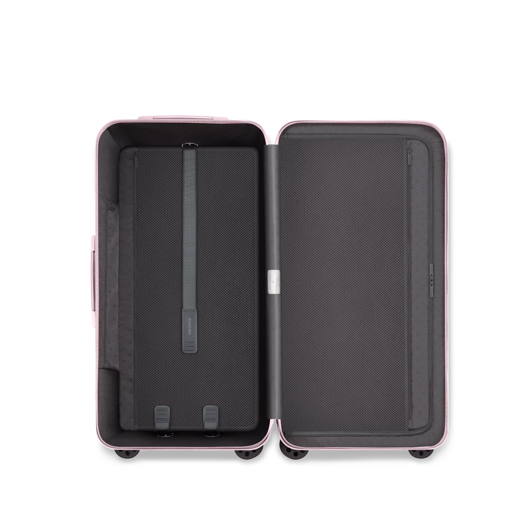 RIMOWA Essential suitcases in the Ballerina Pink