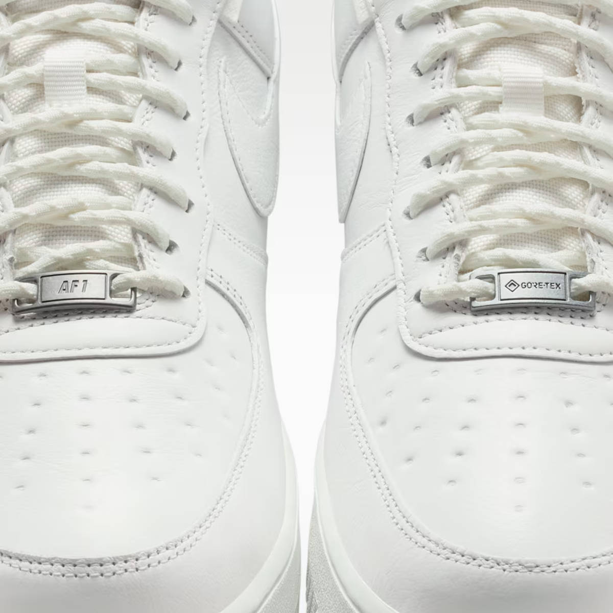 Nike Air Force 1 Gore Tex Vibram low top sneakers