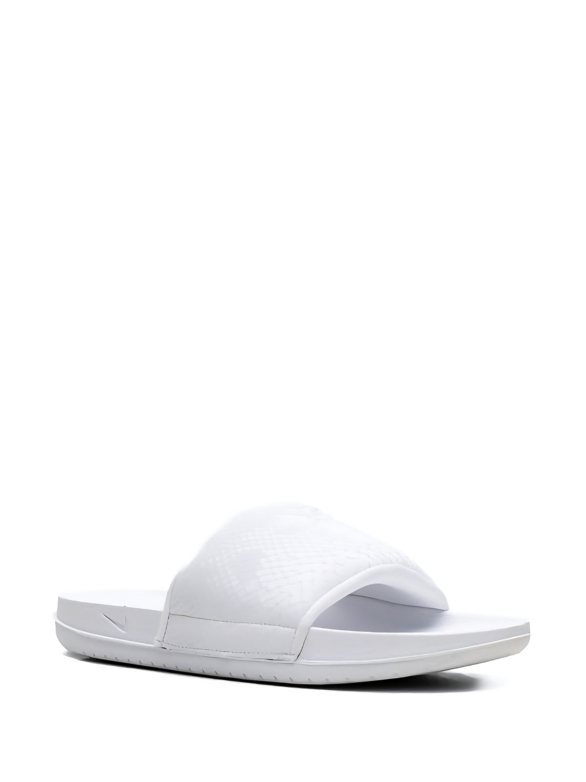 Nike Kobe Offcourt Triple White
