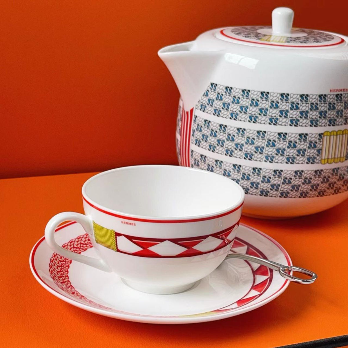 Herms Tressages Equestres teapot in porcelain